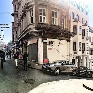 Taksim Square Seven Отель